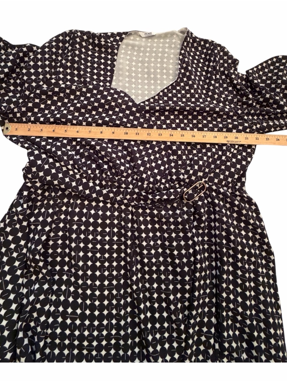 PENN black and white geometric print mock-wrap dress-Size 1X-Adjustable belt - Picture 5 of 10
